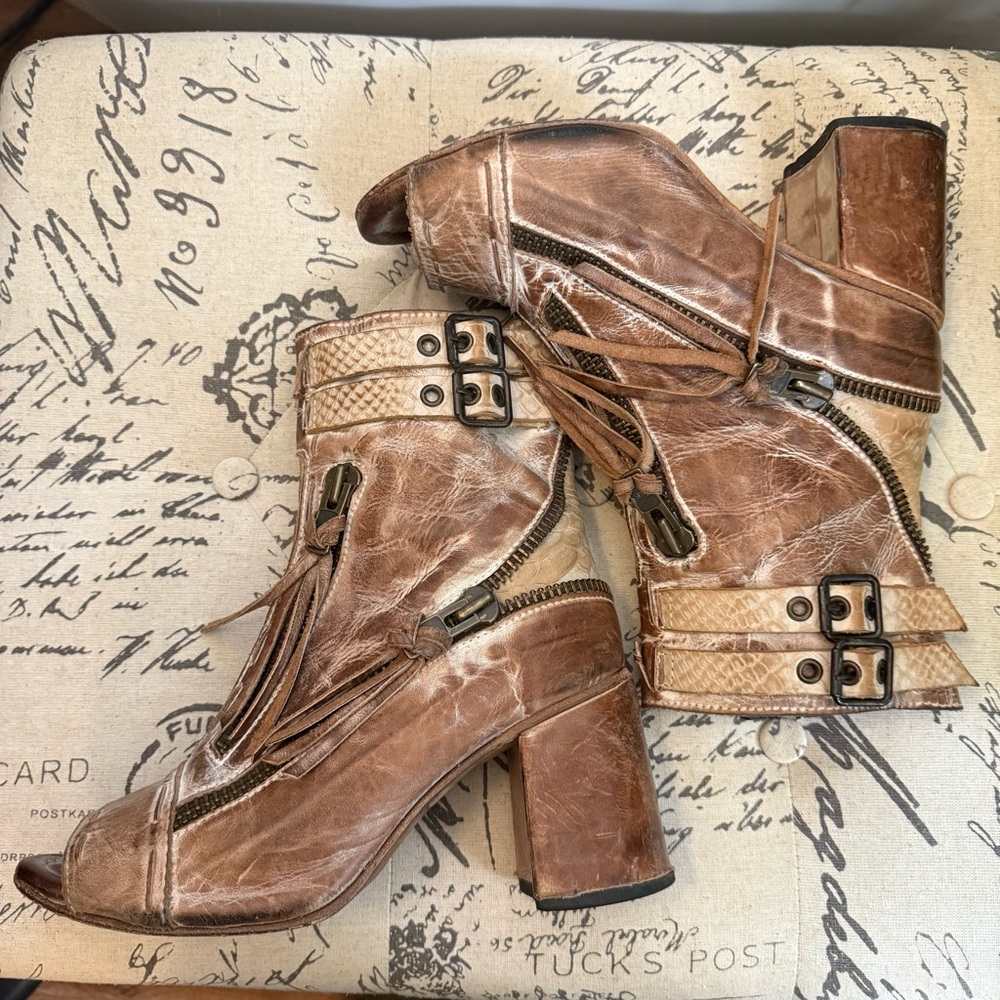 Freebird by Steven Zombi peep toe leather booties. Size 10 - Picture 5 of 12